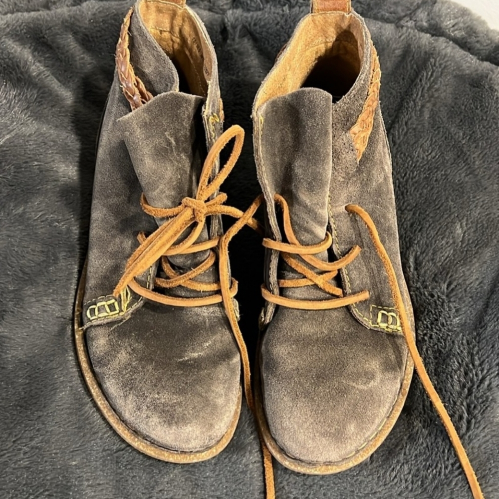 Born Temple Ankle Lace Boot Brown size 7.5 Braid detail - Picture 2 of 8
